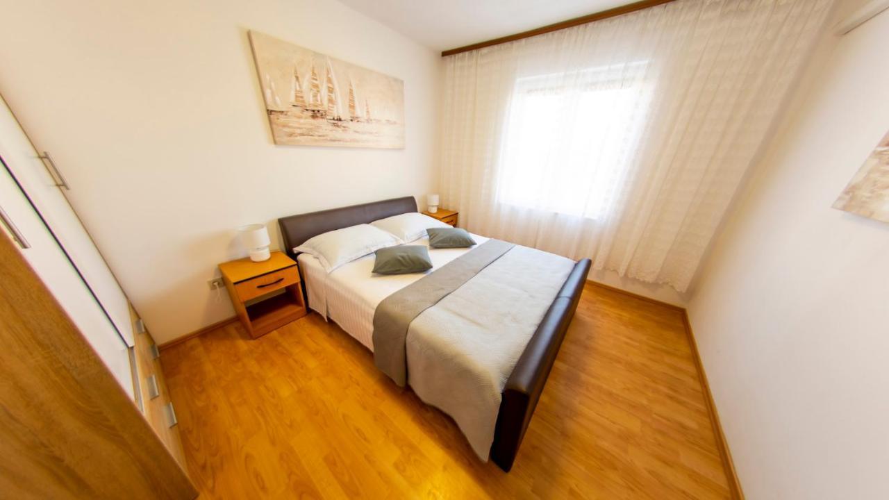 Apartments Curic Trogir Exterior foto
